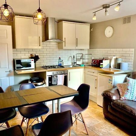 Central City Garden Apartment Cardiff Extérieur photo