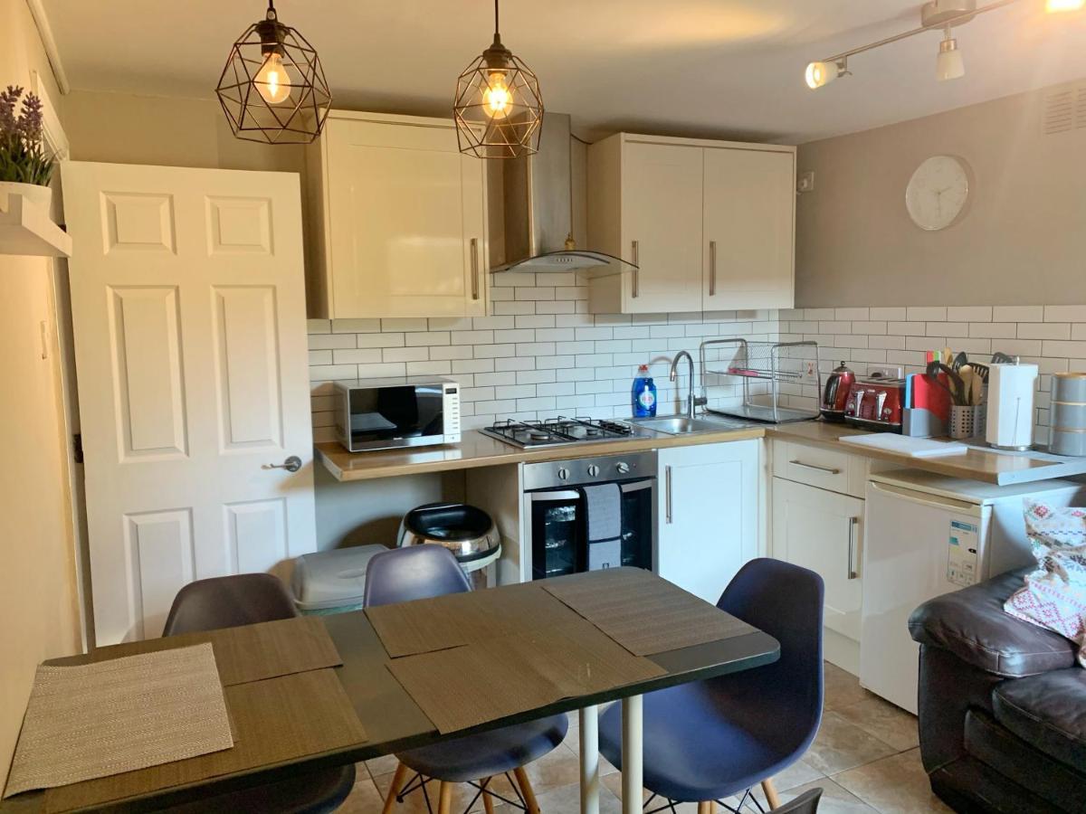 Central City Garden Apartment Cardiff Extérieur photo